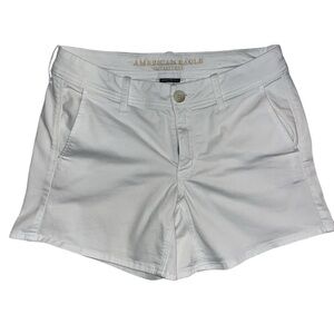 American Eagle White Midi Shorts Super Stretch Size 6